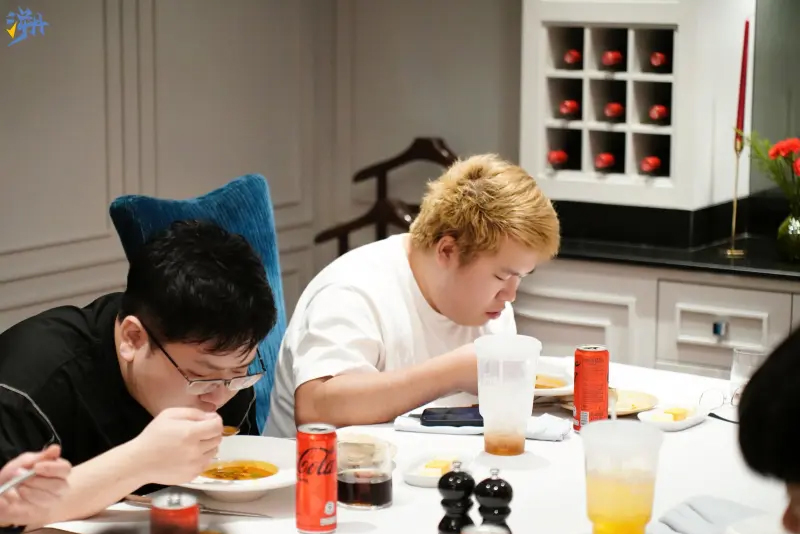 曼谷大师赛即将拉开帷幕！TE晒出美食探秘新动态：锁定超赞美味餐厅