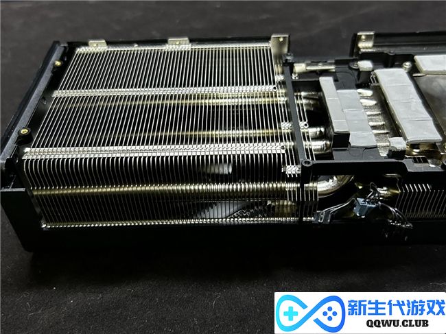 炫酷来袭，耕升 GeForce RTX 5070 Ti 炫光·超 OC带来超高性能